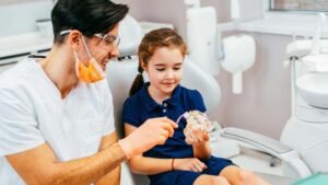 How a Lakeside Family Dentist Helps Children Build Healthy Dental Habits